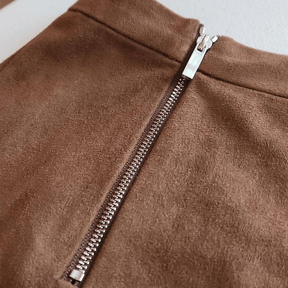 1.State Caramel Brown Mini Skirt With Zipper Detail Size 8 (3049) - Picture 4 of 6